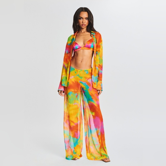 7. NWT SER.O.YA SILK CHIFFON BLOUSE & PANT SET IN ABSTRACT PALM - Picture 2 of 8